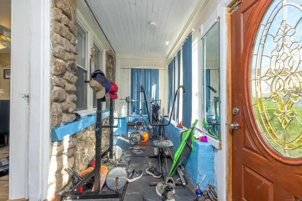 29 Cape Ann Court, New London, CT 06320