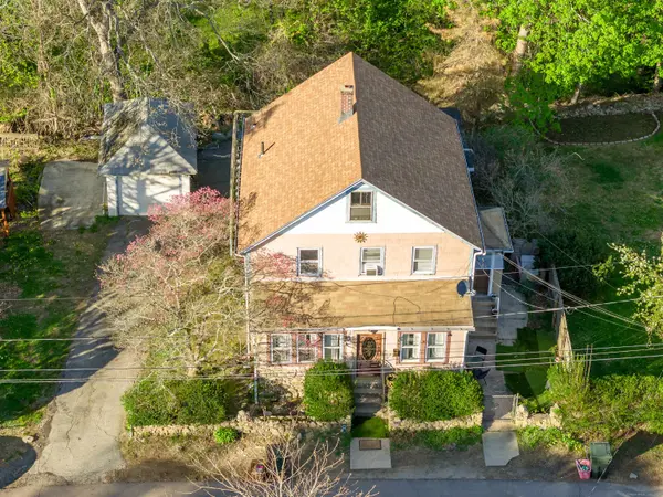 29 Cape Ann Court, New London, CT 06320