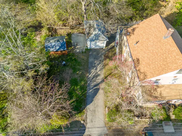 29 Cape Ann Court, New London, CT 06320