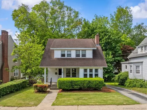 18 Geer Avenue, Norwich, CT 06360