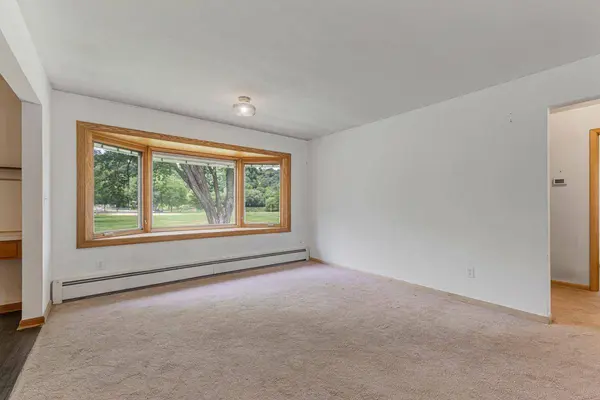 713 Sherman ST, North Mankato, MN 56003