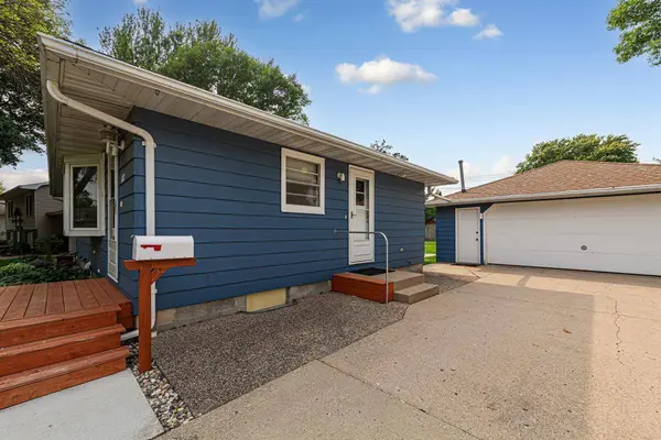 112 N Manitou DR, Mankato, MN 56001