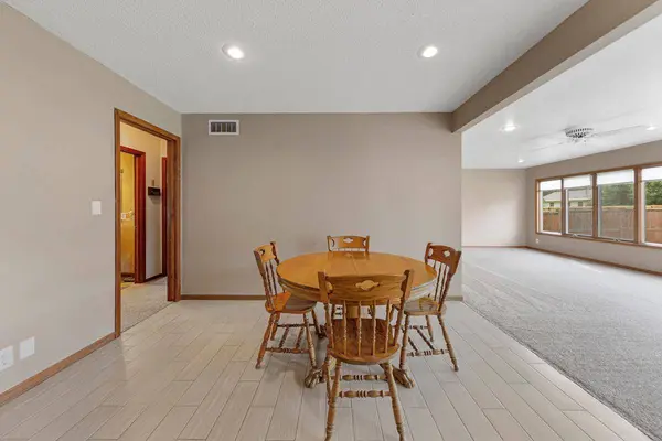 112 N Manitou DR, Mankato, MN 56001