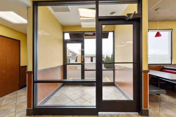 101 W Lind CT, Mankato, MN 56001