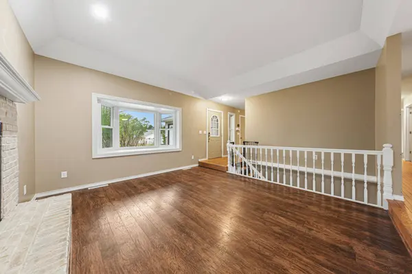 30 Winnebago CIR, Saint Clair, MN 56080