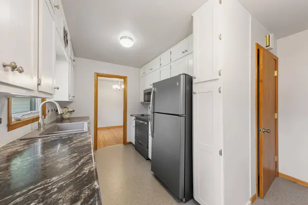 120 N Manitou DR, Mankato, MN 56001