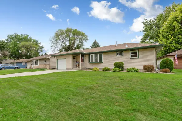 120 N Manitou DR
