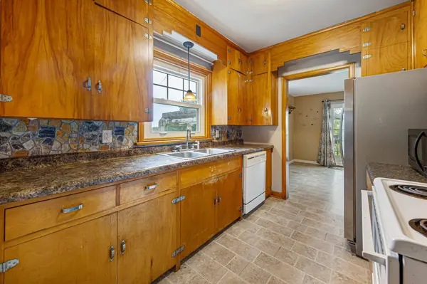 613 S Broadway ST, New Ulm, MN 56073