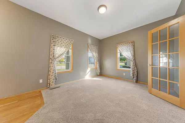 2057 Howard DR, North Mankato, MN 56003