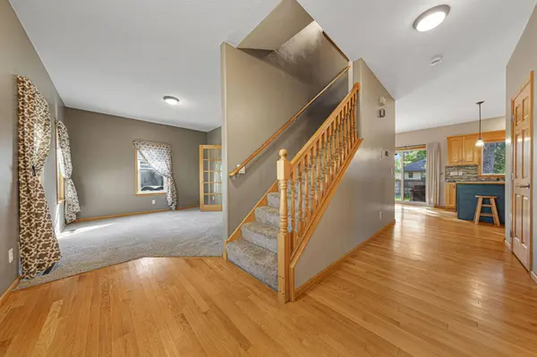 2057 Howard DR, North Mankato, MN 56003