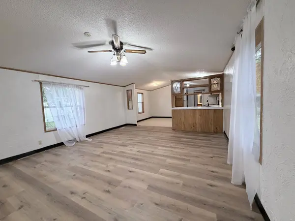 305 Mozart AVE E, Mankato, MN 56001