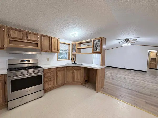 305 Mozart AVE E, Mankato, MN 56001