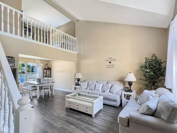 7034 Endicott WAY, Indianapolis, IN 46259