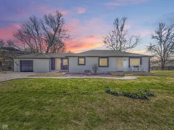 3221 W Smith Valley RD, Greenwood, IN 46142