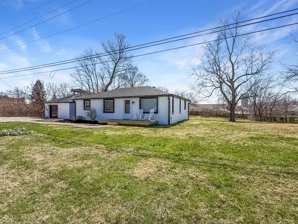 3221 W Smith Valley RD, Greenwood, IN 46142