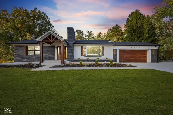 8050 W Oak ST, Zionsville, IN 46077