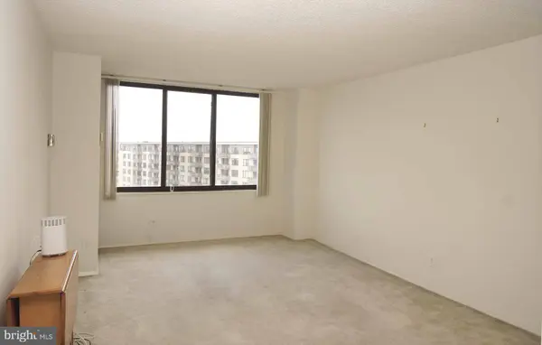 5225 POOKS HILL RD #1814N, Bethesda, MD 20814