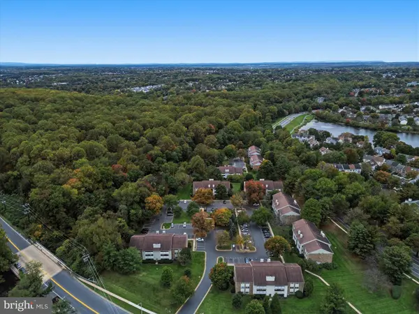 12217 PEACH CREST DR #905-D, Germantown, MD 20874