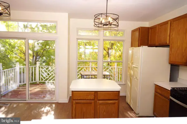 590 EISENHOWER DR, Frederick, MD 21703