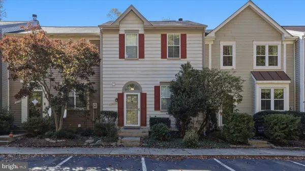 20116 TIMBER OAK LN #203, Germantown, MD 20874