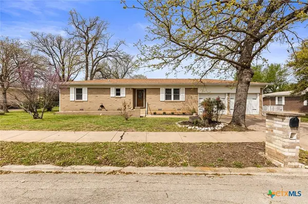 404 Oak ST, Copperas Cove, TX 76522