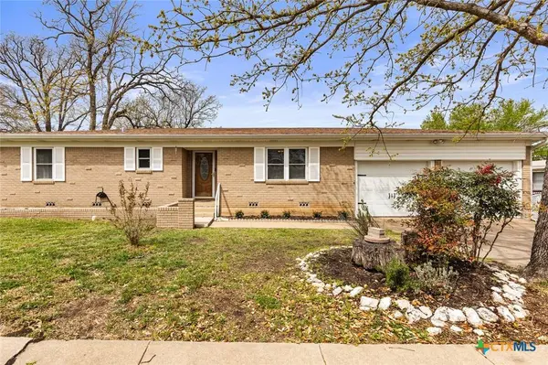 404 Oak ST, Copperas Cove, TX 76522