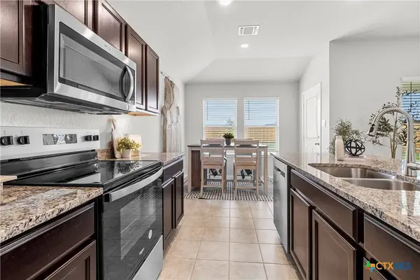 1001 Prairie Clover RD, Killeen, TX 76543