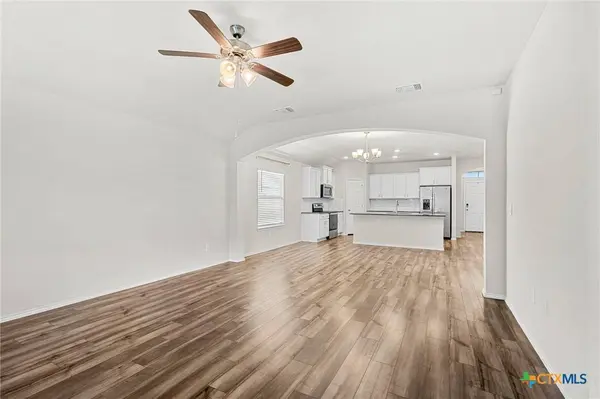 2305 Aylesbury DR, Copperas Cove, TX 76522