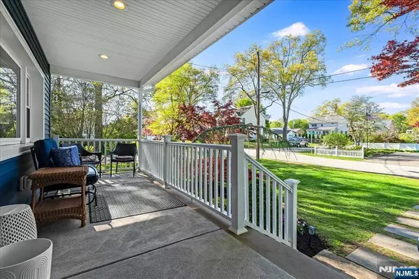 31 Caroline AVE, Pequannock Township, NJ 07444