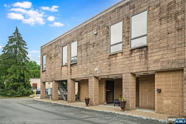 3 Tice RD #Suite A & B, Franklin Lakes, NJ 07417