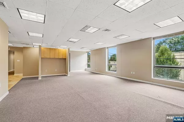 3 Tice RD #Suite A & B, Franklin Lakes, NJ 07417