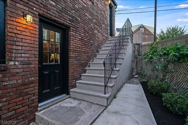 218 Corabelle Ave, Lodi Boro, NJ 07644