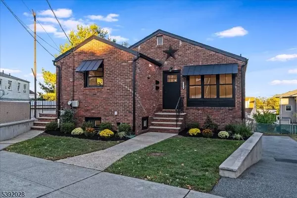 218 Corabelle Ave, Lodi Boro, NJ 07644