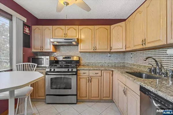 81 Maple Hill RD, Clifton, NJ 07013