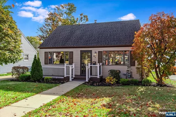 81 Maple Hill RD, Clifton, NJ 07013