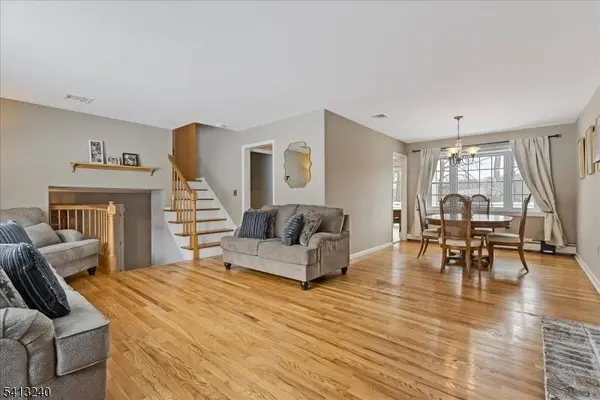 18 Stony Hill Ct, Butler Boro, NJ 07405