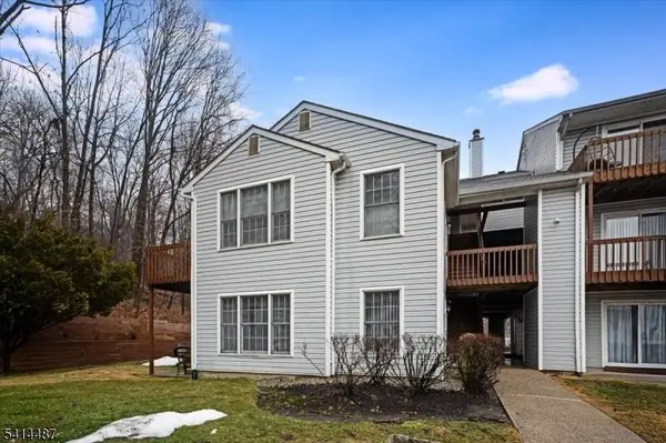 113 Stonyridge Dr #113, Lincoln Park Boro, NJ 07035