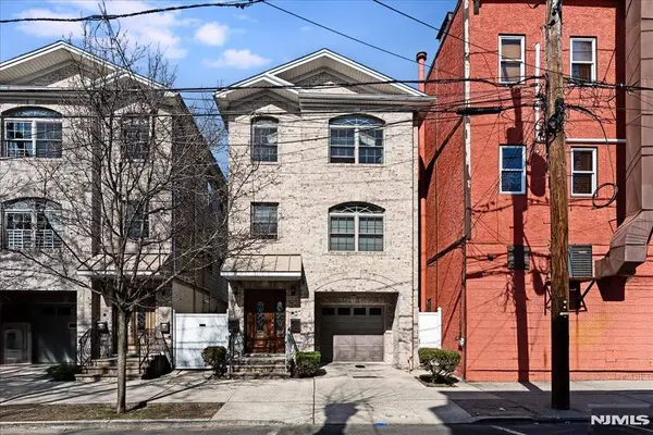 221 Sherman AVE #2, Jersey City, NJ 07307