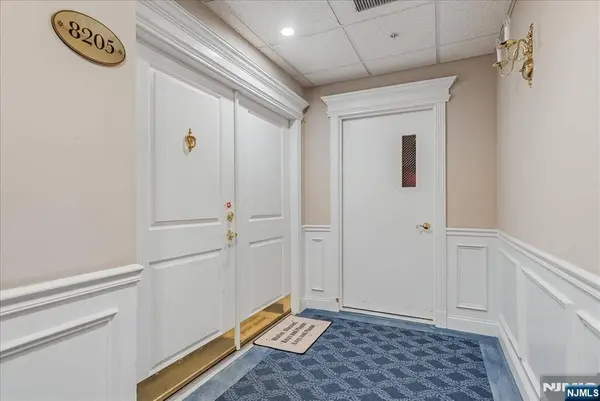 8205 Harcourt #8205, Clifton, NJ 07013