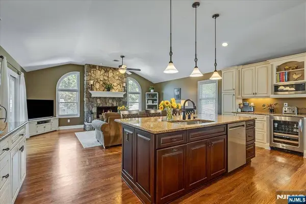 18 Dean AVE, Butler Borough, NJ 07405