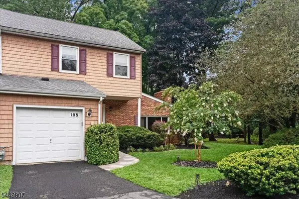 108 Saratoga Sq, Wayne Twp., NJ 07470