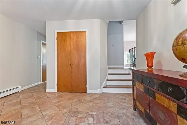 85 Tremont Ter, Wanaque Boro, NJ 07465