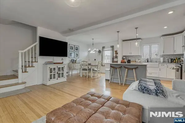 36 Hoover ST, North Arlington, NJ 07031