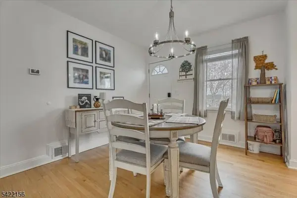 36 Hoover St, North Arlington Boro, NJ 07031