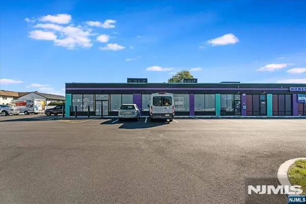 296 Us Highway 46 #A, Elmwood Park, NJ 07407