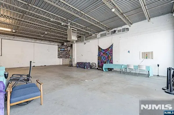 296 Us Highway 46 #A, Elmwood Park, NJ 07407