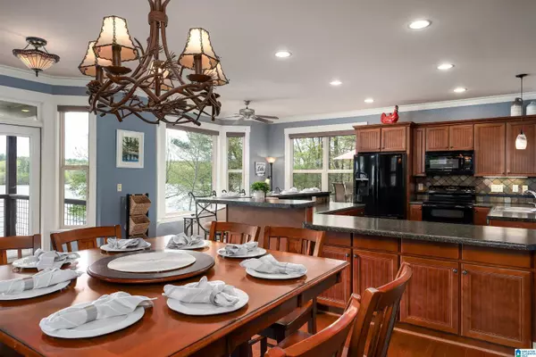 436 PERKINS LANDING COVE, Columbiana, AL 35051