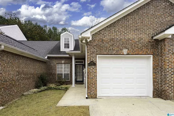 3505 SAVANNAH PARK LANE, Birmingham, AL 35216