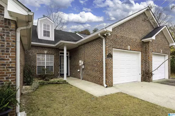 3505 SAVANNAH PARK LANE, Birmingham, AL 35216