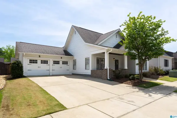 2264 BLACK CREEK CROSSING, Hoover, AL 35244